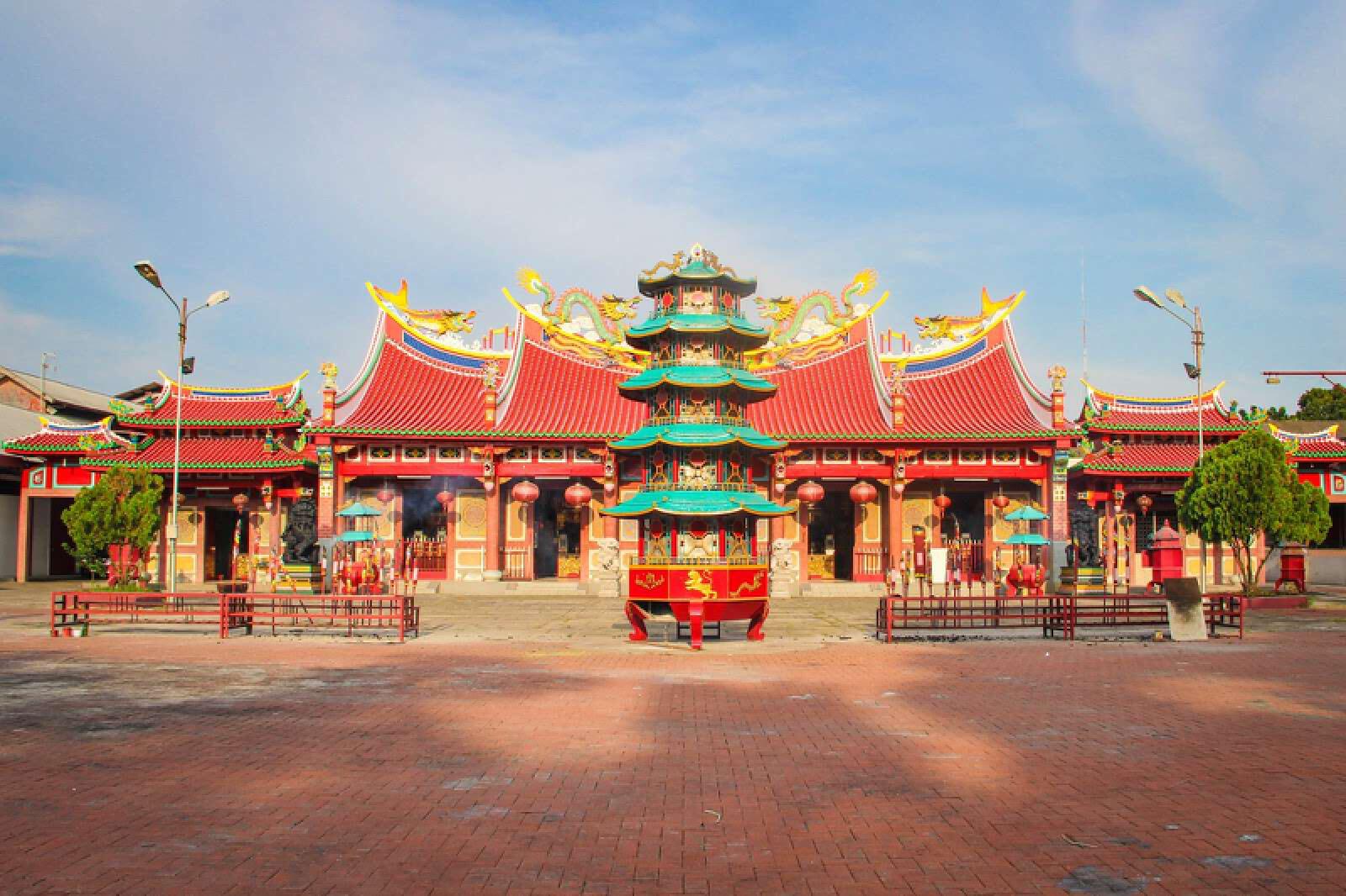 Kuil Vihara Gunung Timur di Kota Medan